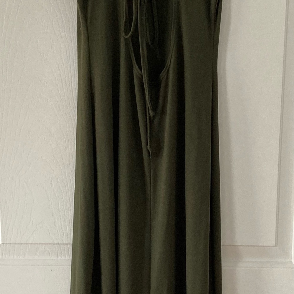 Dress - Picture 2 of 6